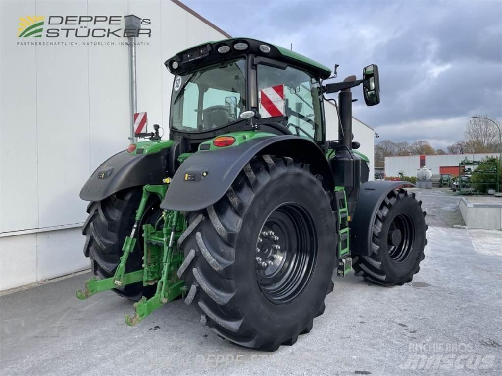 John Deere 6250R トラクター