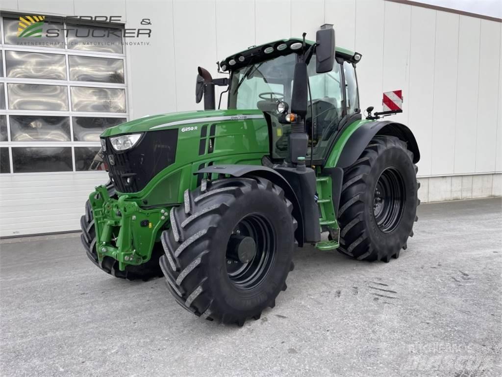 John Deere 6250R トラクター