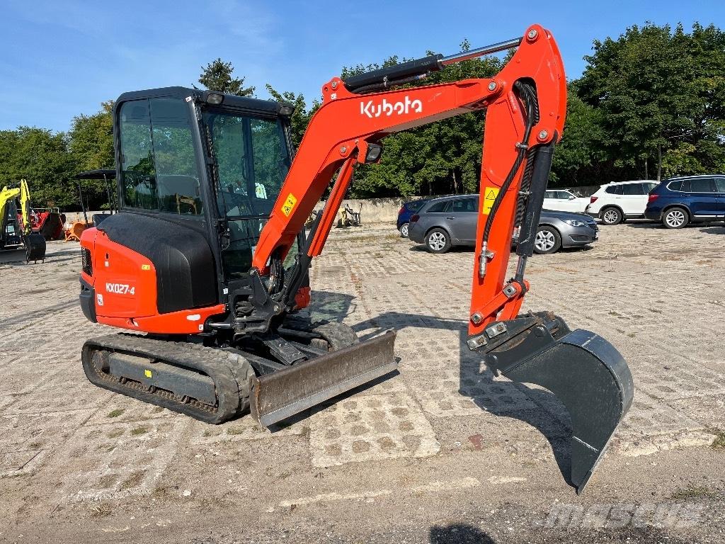 Kubota KX 027-4 ミニ油圧ショベル 7t以下（ミニユンボ・ミニディガー）