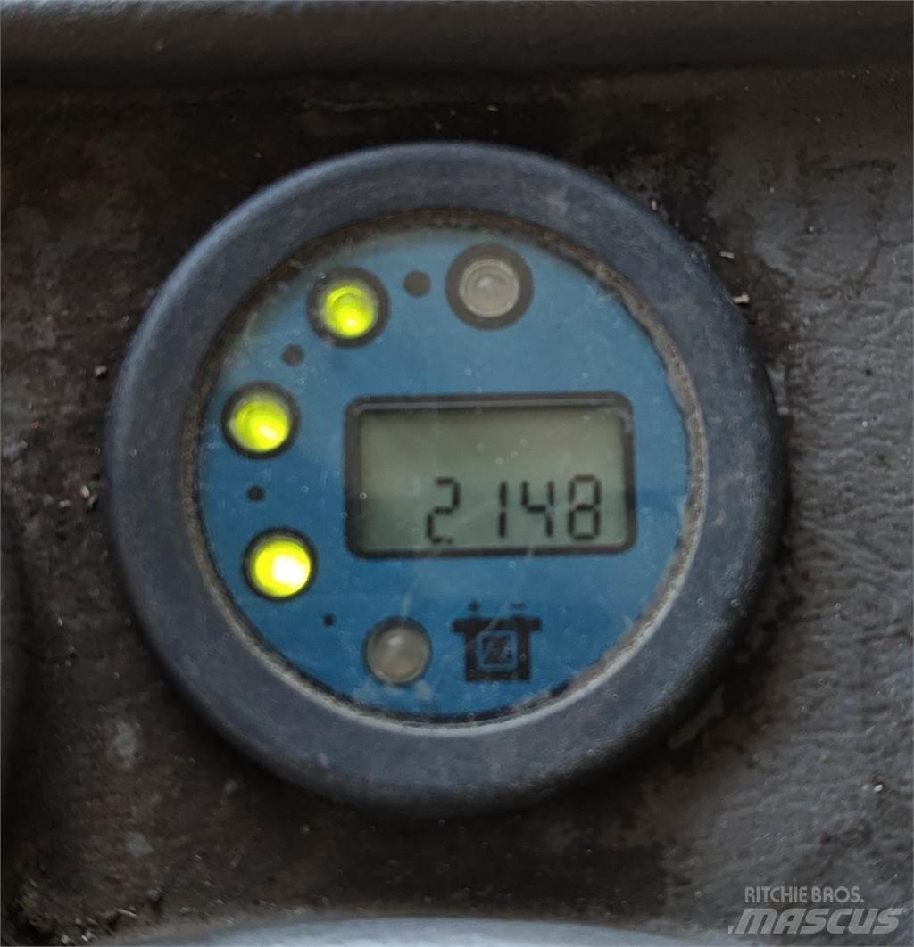 Atlet AJN160 ローリフトとプラットフォーム