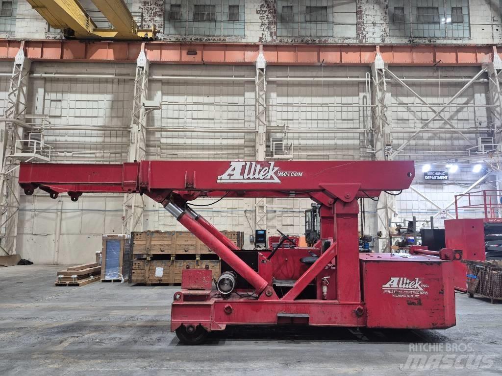 Lift Systems TWL030 オールテレーンクレーン