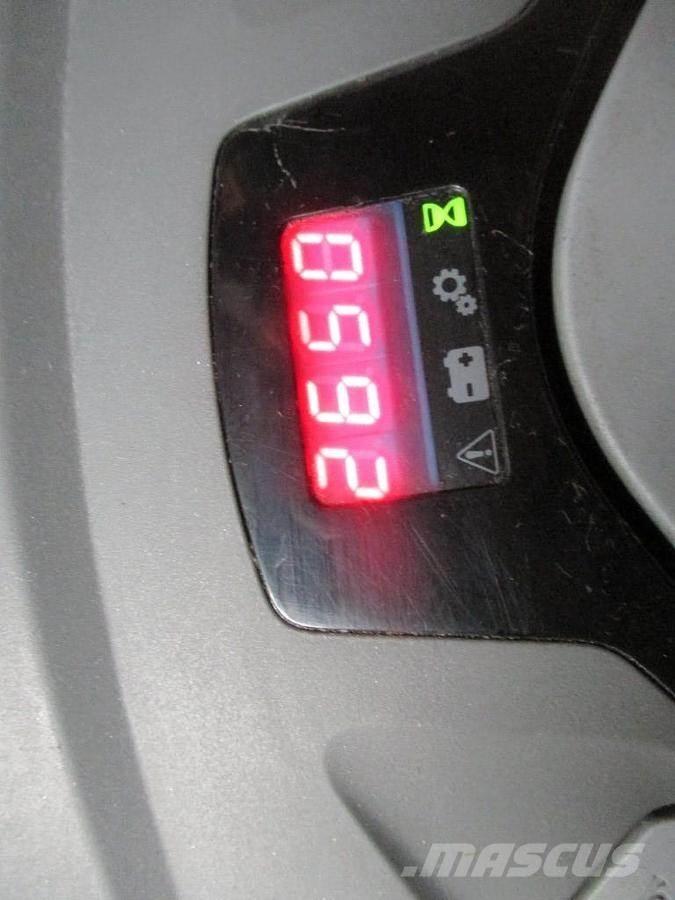 Toyota SPE160L ウォーキンフォークリフト