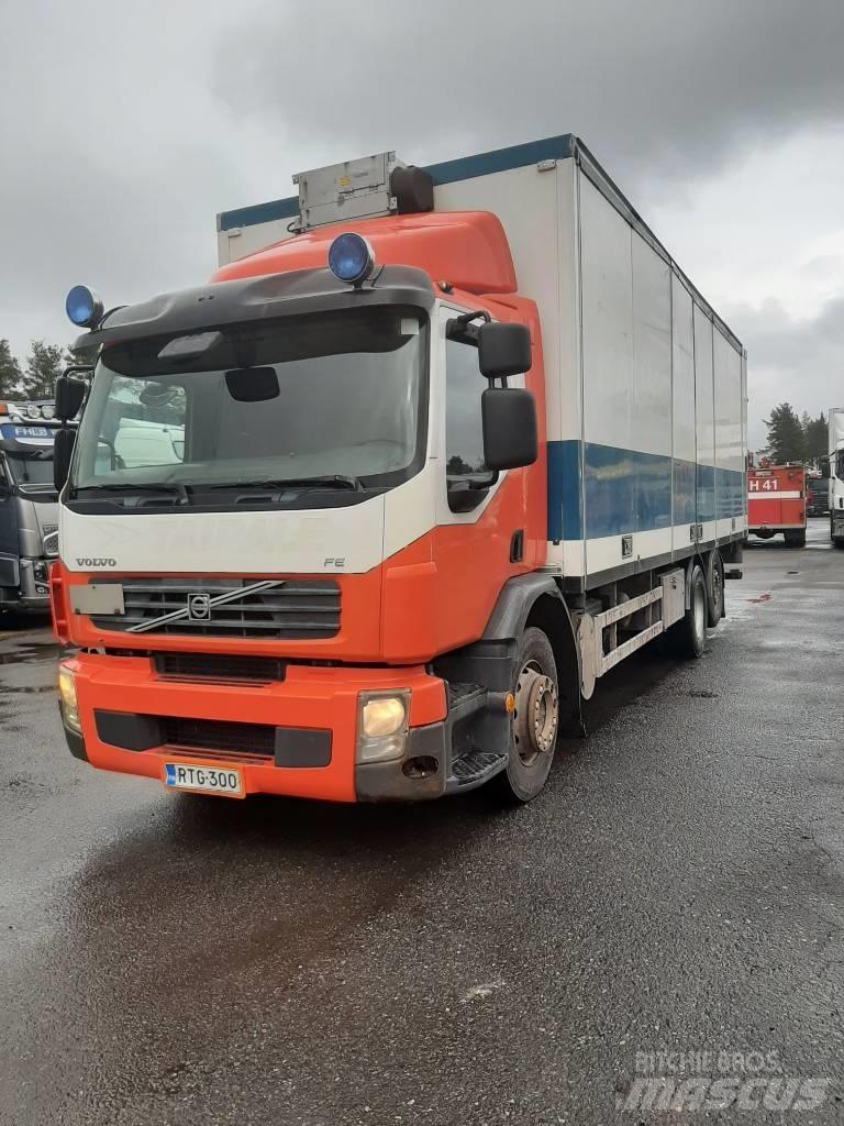 Volvo FE 320 冷凍冷蔵車
