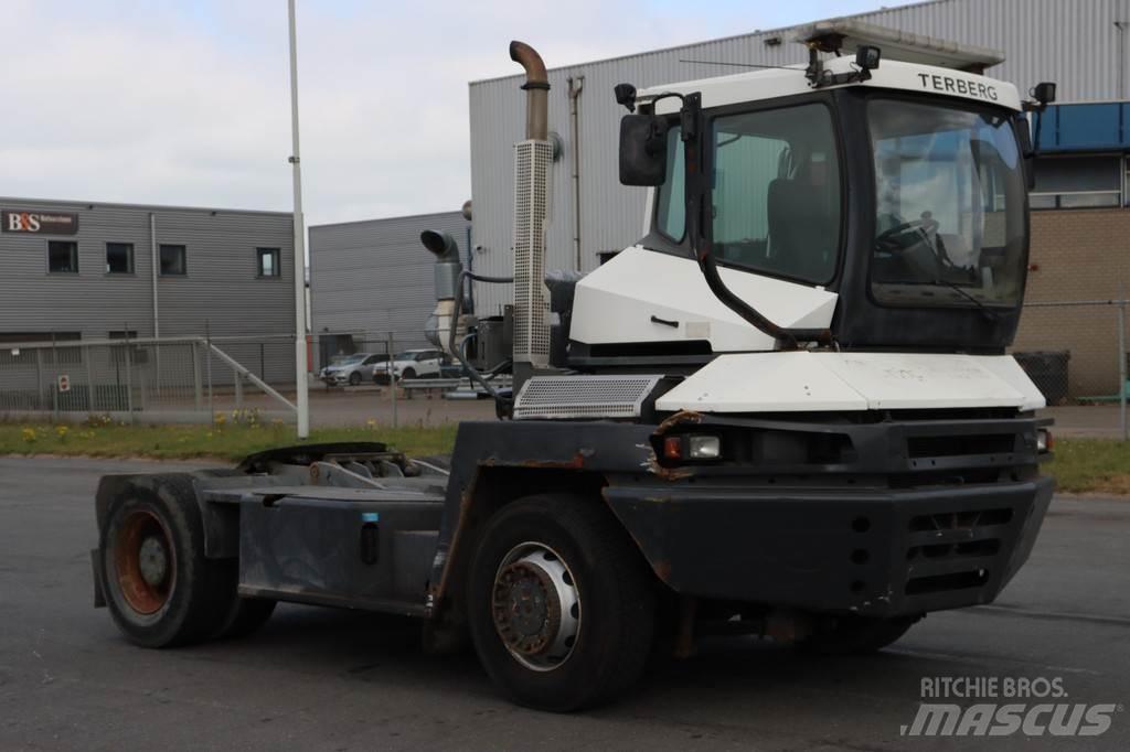 Terberg RT222 ターミナルトラクター