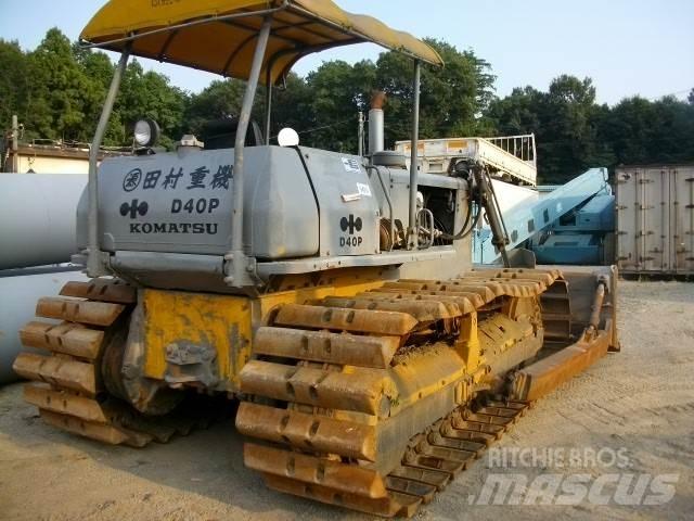 Komatsu D 40 P ブルドーザー