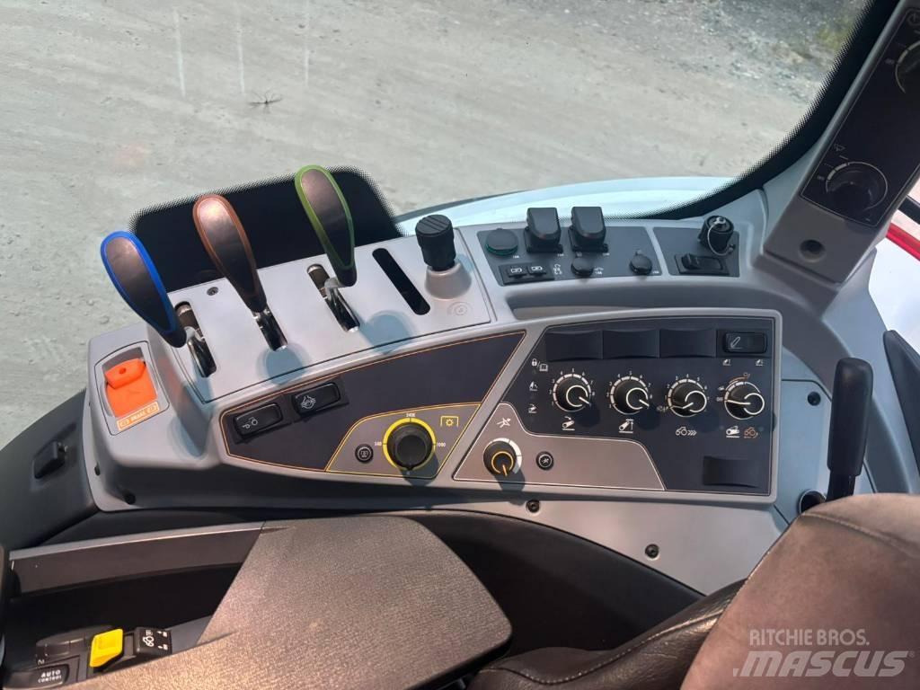 Valtra T 145 林業トラクター