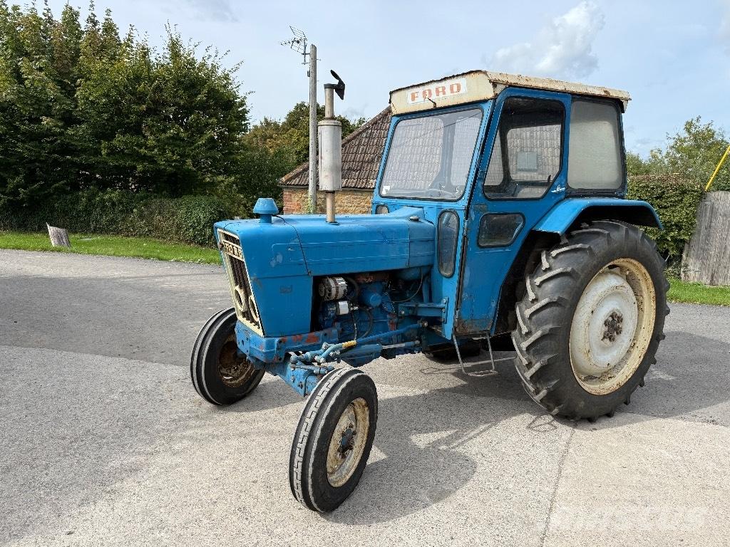 Ford 4600 トラクター