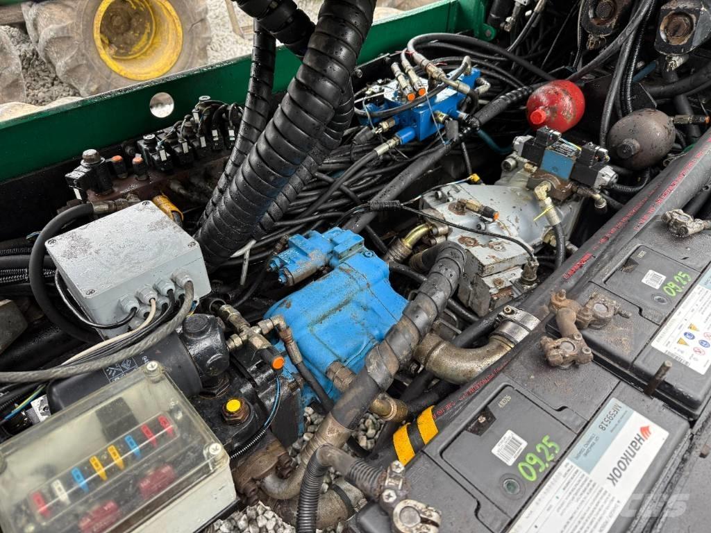 Timberjack 810 B フォワーダー