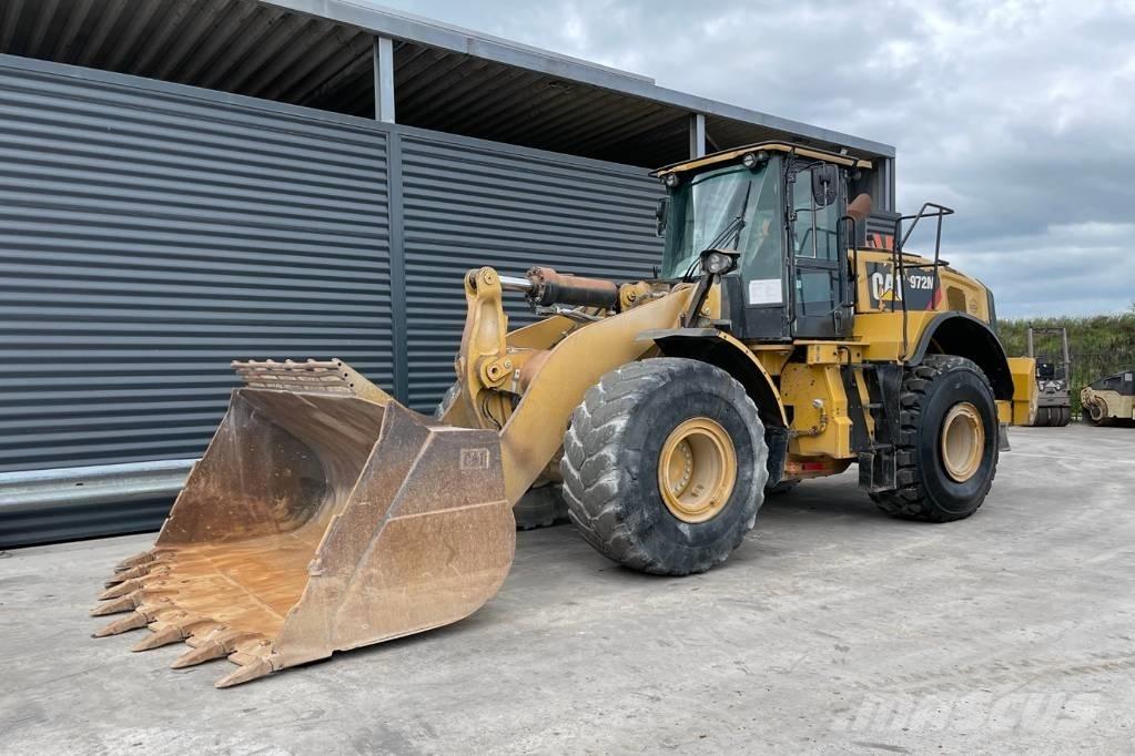 CAT 972M ホイールローダー・タイヤショベル