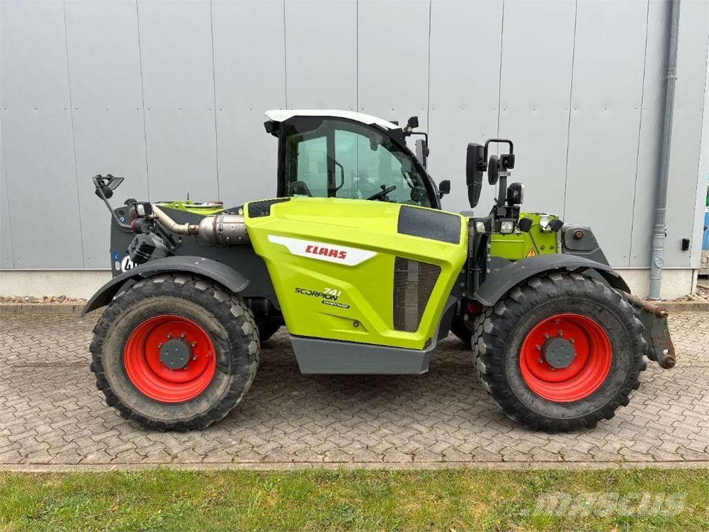 CLAAS Scorpion 741 テレスコーピックハンドラー