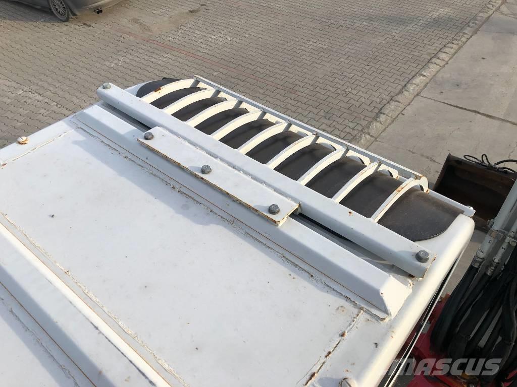 Takeuchi TB175W ホイール式油圧ショベル（パワーショベル・ユンボ・バックホー）