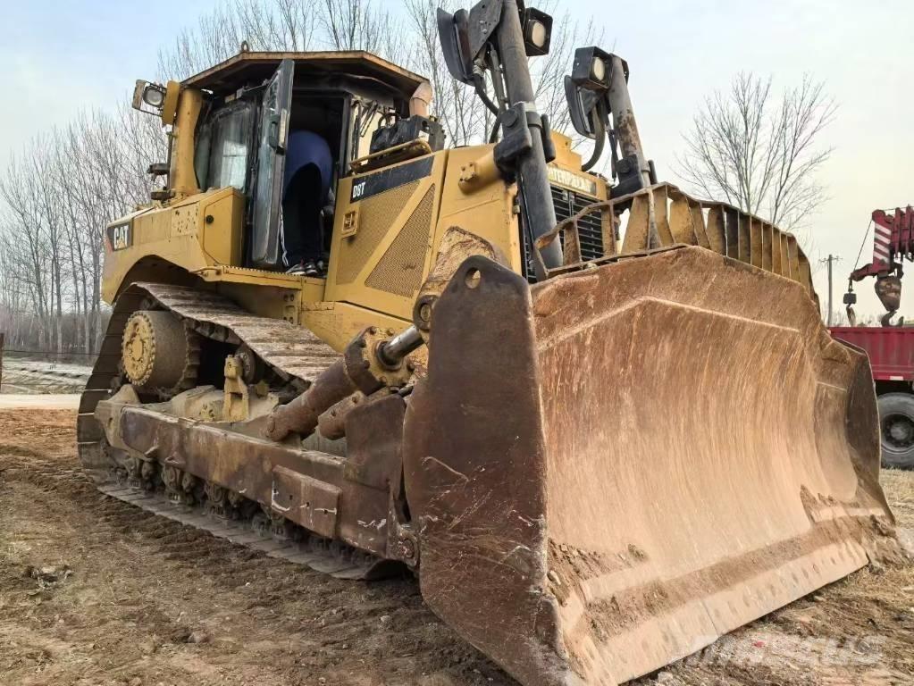 CAT D 8 T ブルドーザー