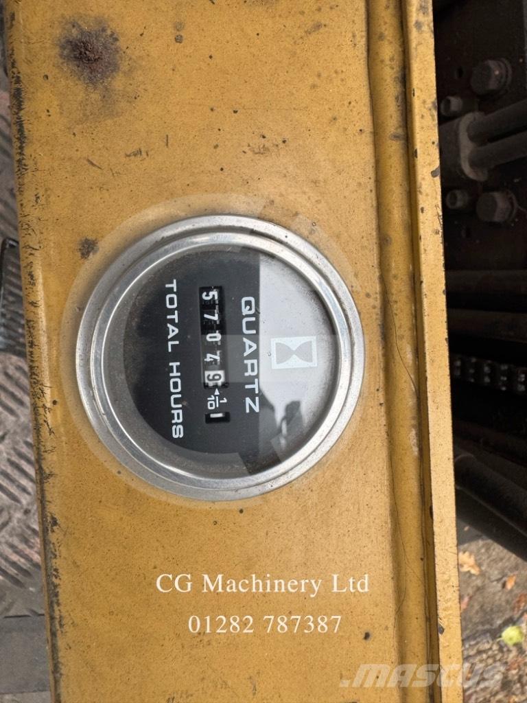 CAT EP 15 T バッテリーフォークリフト