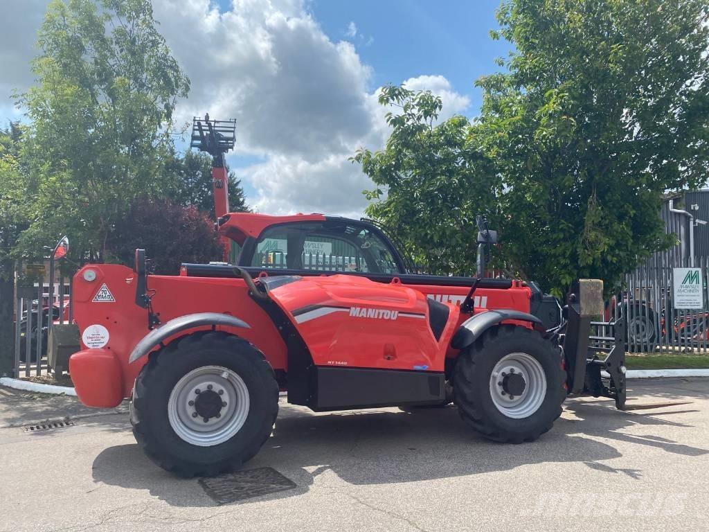 Manitou MT 1440 テレスコーピックハンドラー
