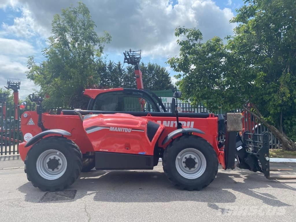 Manitou MT 1440 テレスコーピックハンドラー