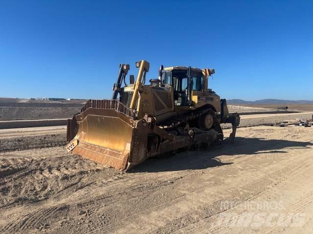 CAT D 8 T ブルドーザー