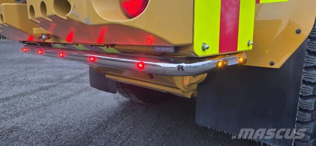 CAT 926M ホイールローダー・タイヤショベル