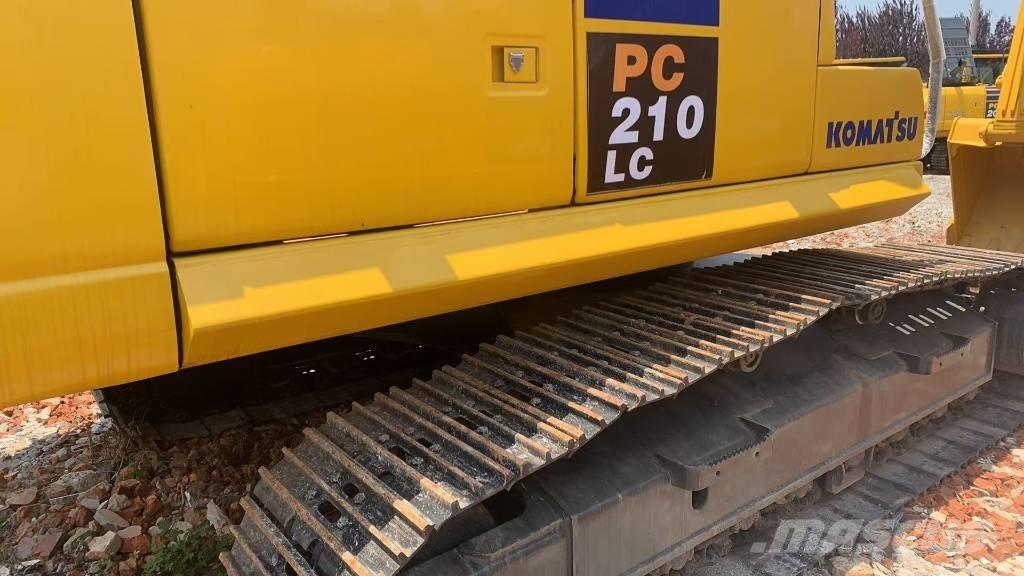 Komatsu PC 210 LC 大型油圧ショベル12t以上（パワーショベル・ユンボ）
