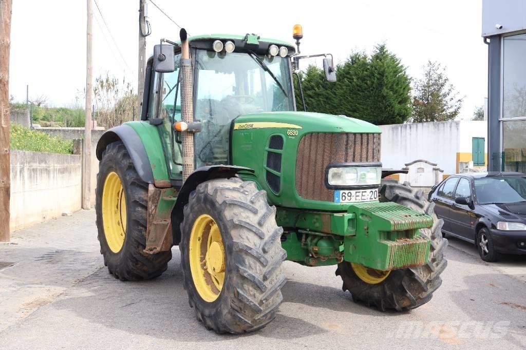 John Deere 6830 トラクター