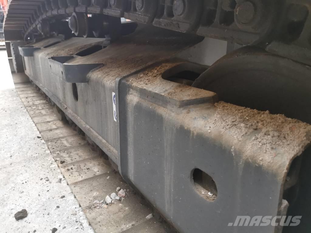 Komatsu PC 200 LC-8 大型油圧ショベル12t以上（パワーショベル・ユンボ）