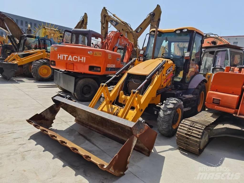 JCB 3CX バックホーローダー