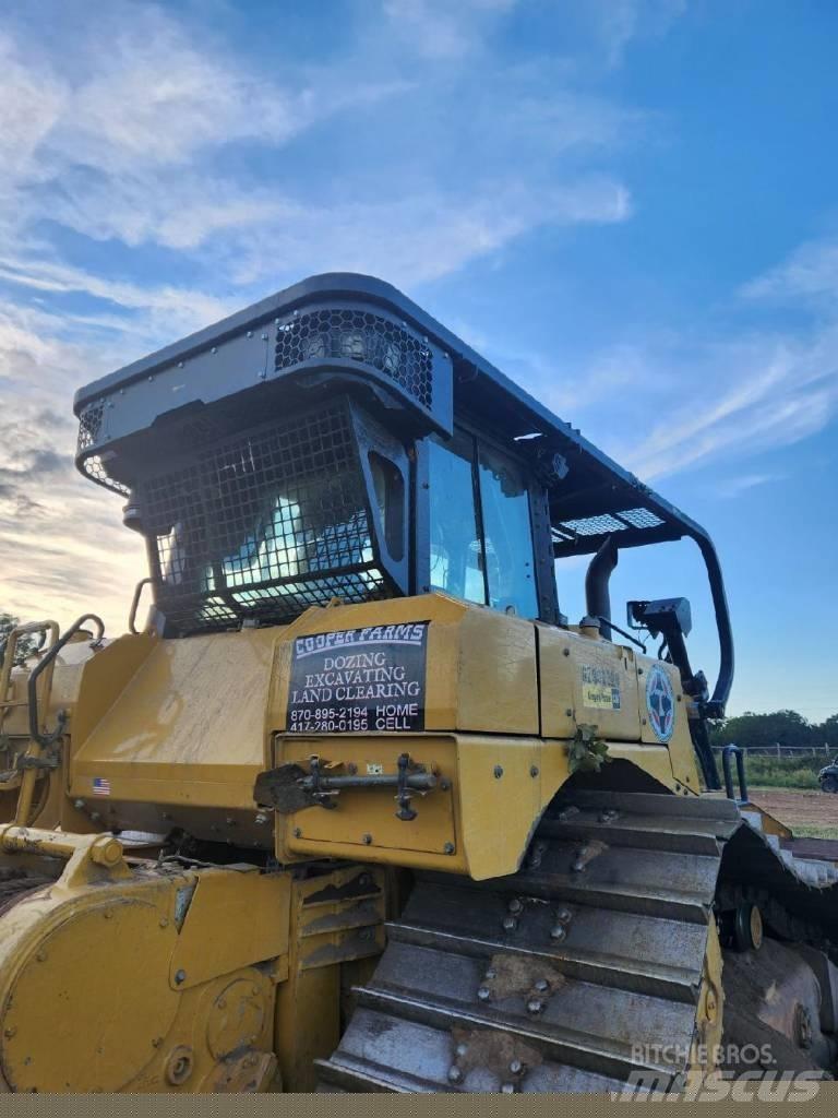 CAT D 6 ブルドーザー