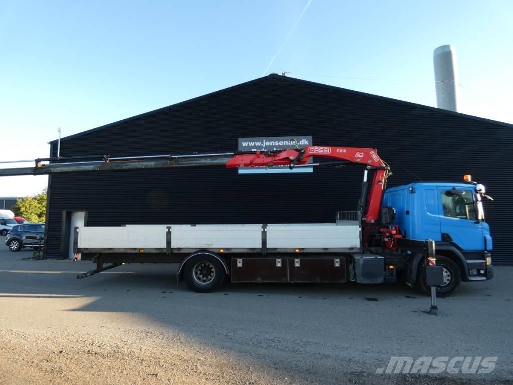 Scania P 320 クレーントラック、ユニック車