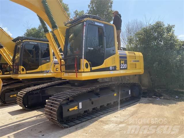 Komatsu PC 220-8 大型油圧ショベル12t以上（パワーショベル・ユンボ）