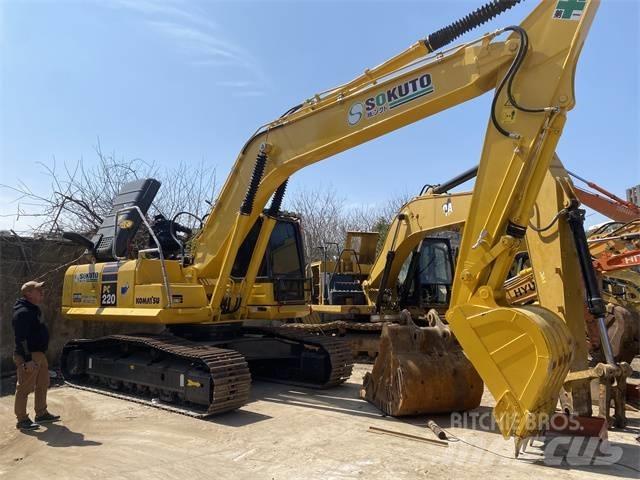 Komatsu PC 220-8 大型油圧ショベル12t以上（パワーショベル・ユンボ）