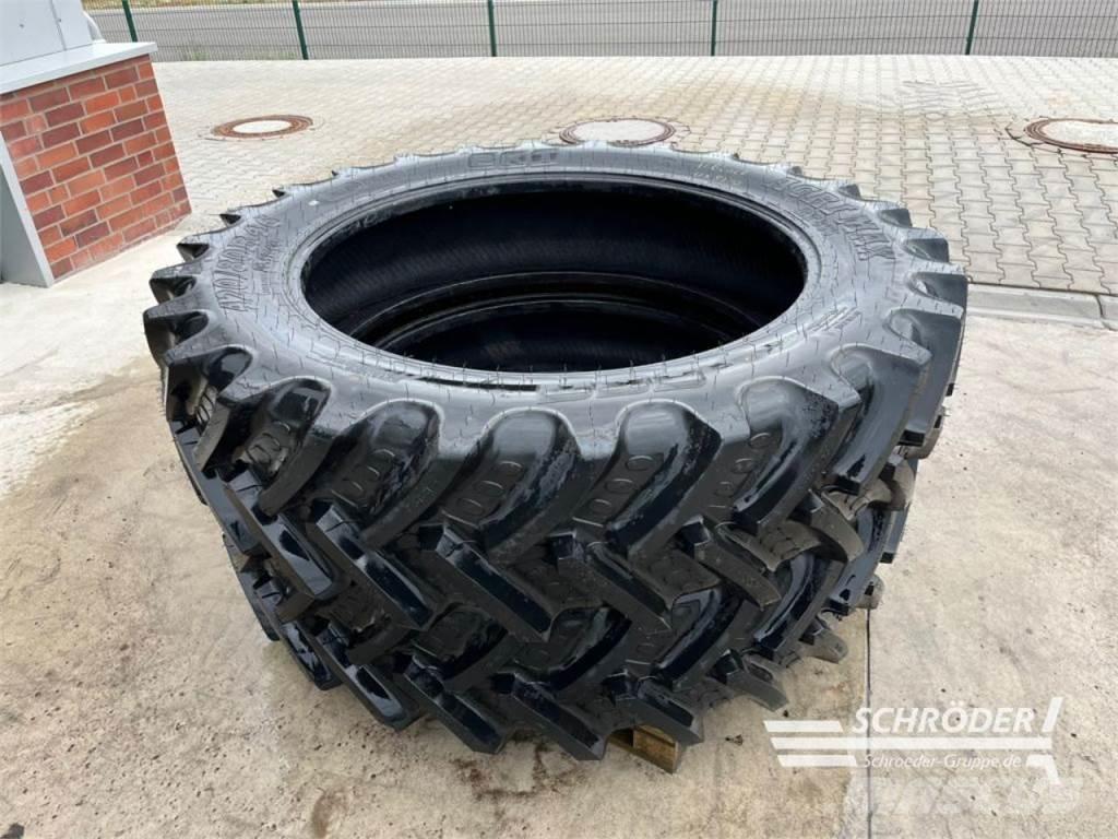 BKT 2X 420/80 R46 タイヤ、ホイル、リム