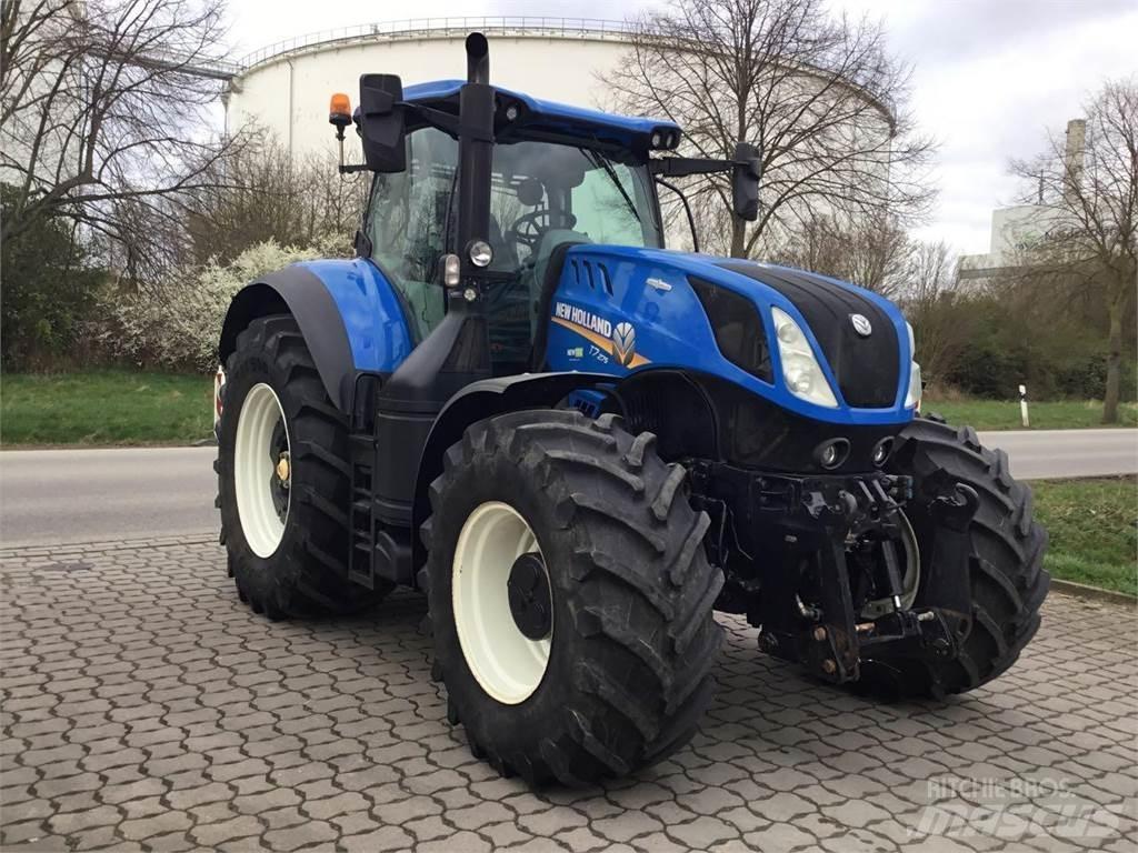 New Holland T7.275 トラクター