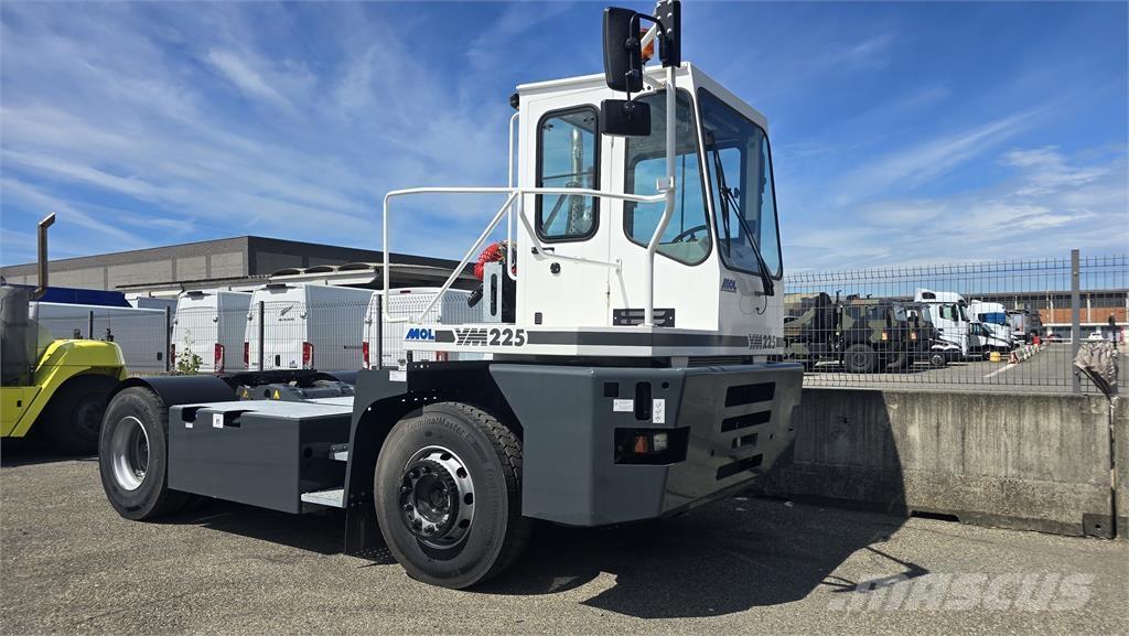 MOL YM225 ターミナルトラクター