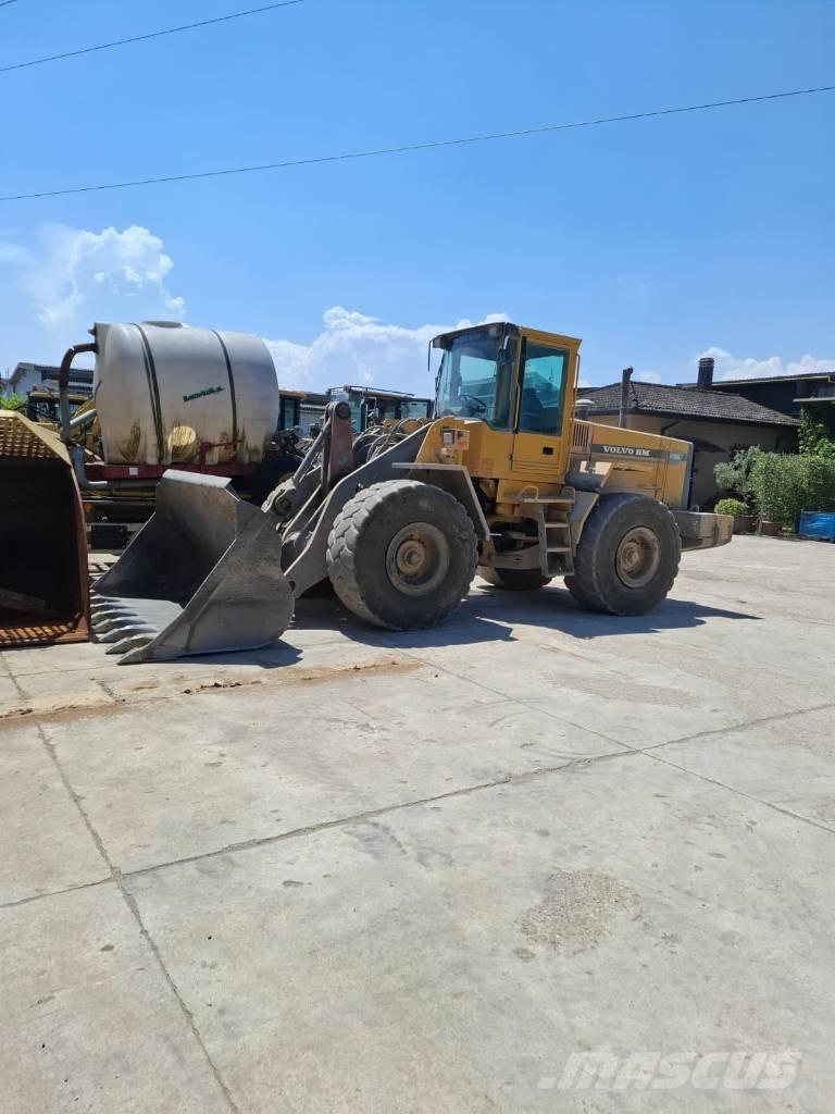 Volvo L 120 C ホイールローダー・タイヤショベル