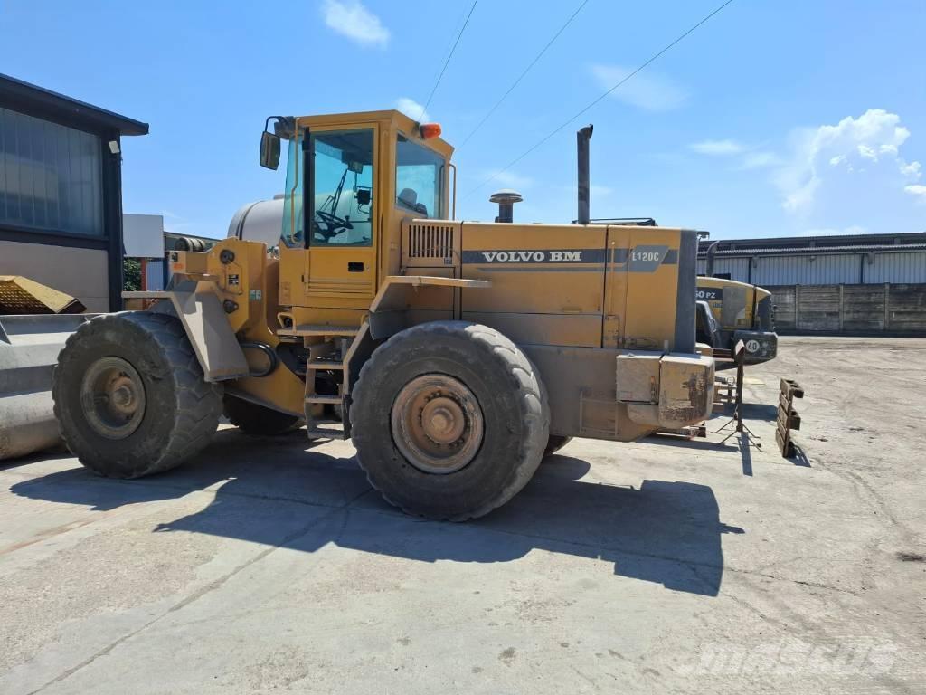 Volvo L 120 C ホイールローダー・タイヤショベル
