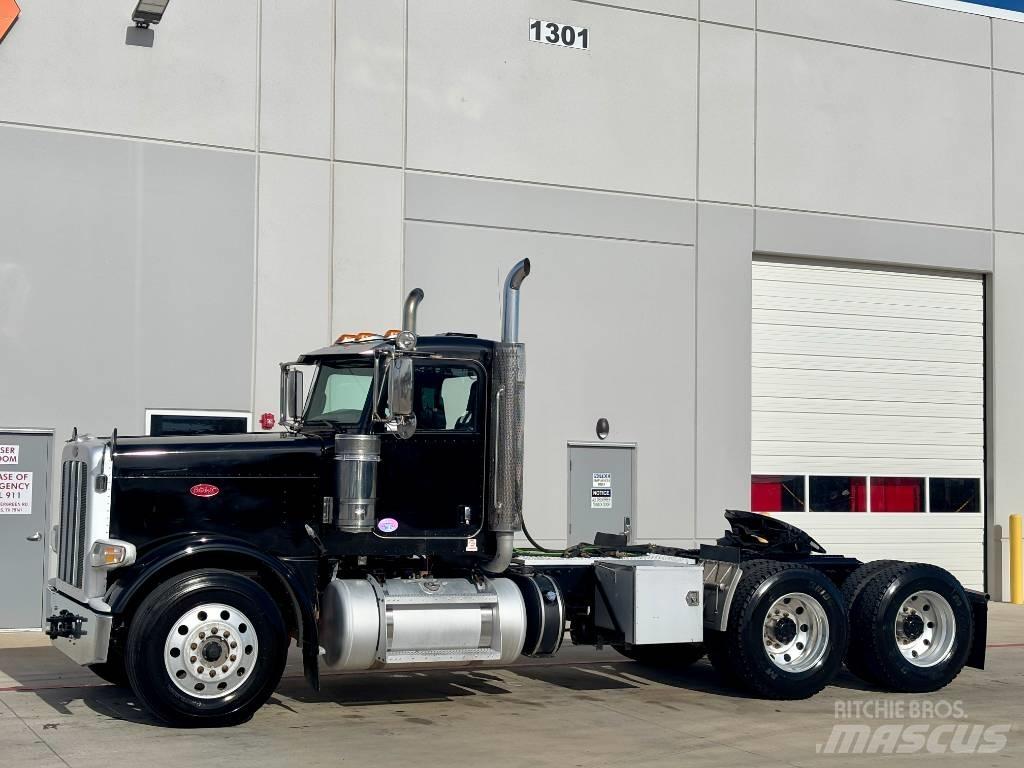 Peterbilt 389 中古トラクターヘッド | トレーラーヘッド