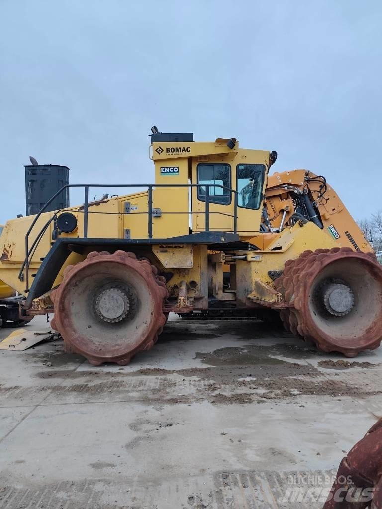 Bomag BC 972 RB 廃棄物コンパクター