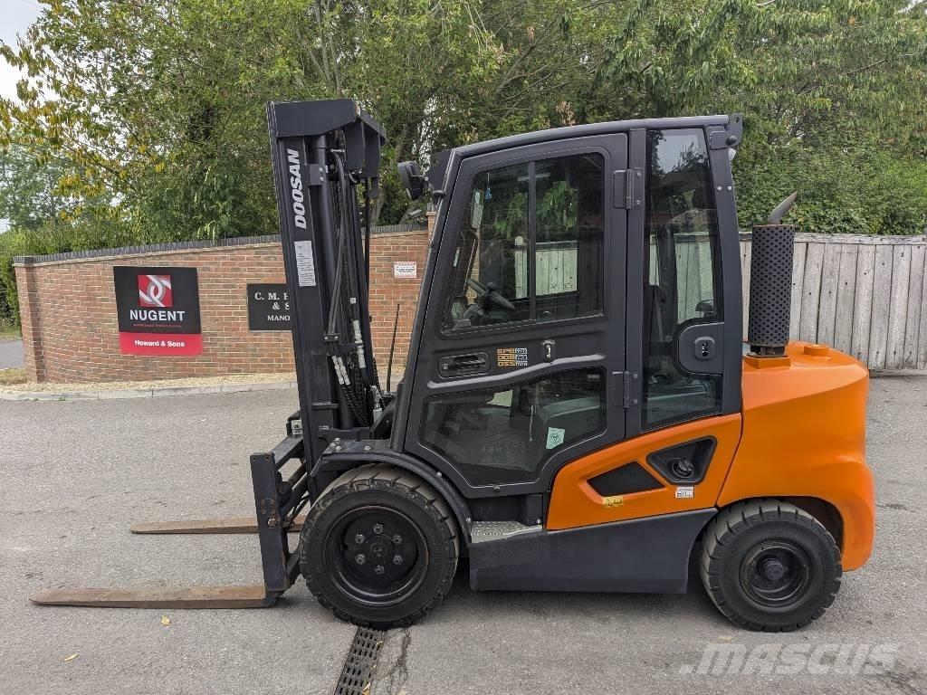 Doosan D 35 C-9 ディーゼル・軽油