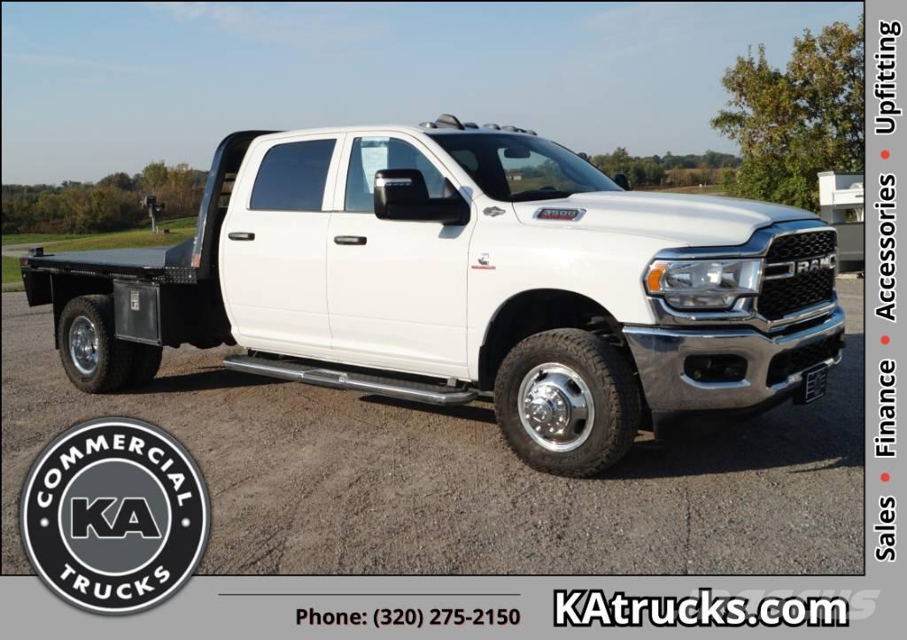 RAM 3500 TRADESMAN 平ボディー