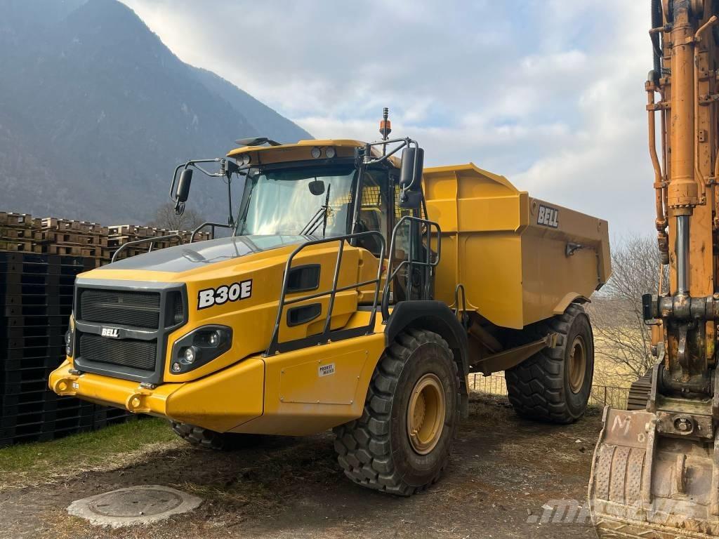 Bell B30E 4x4 アーティキュレート式ダンプトラック