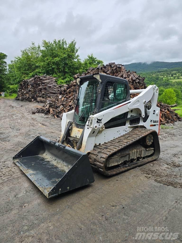 Baark T 770 スキッドステアローダー