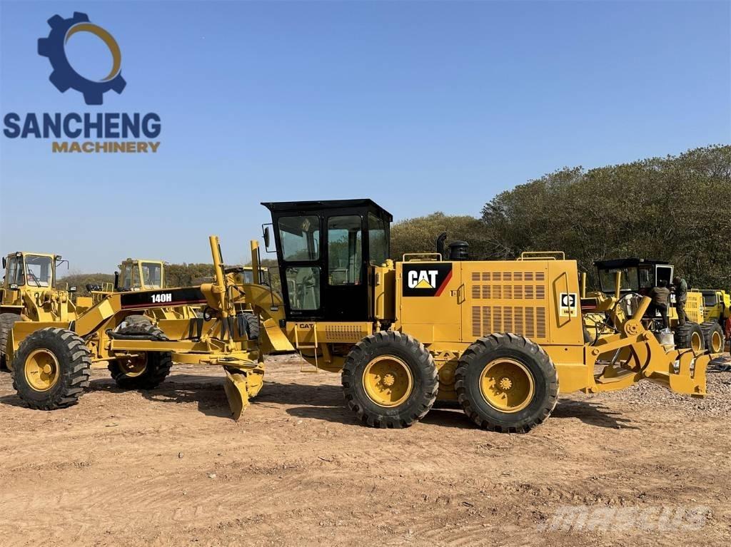 CAT 140 H モーターグレーダー