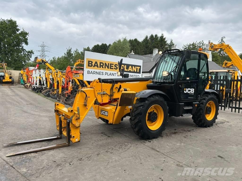 JCB 540-140 テレスコーピックハンドラー