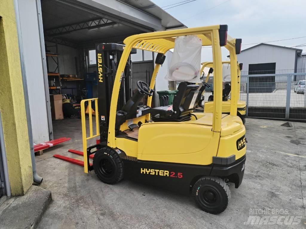 Hyster J 2.5 XN バッテリーフォークリフト