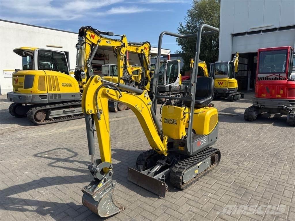 Wacker Neuson 803 大型油圧ショベル12t以上（パワーショベル・ユンボ）