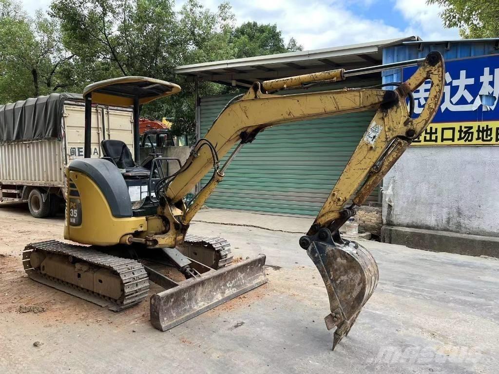 Komatsu PC 35 MR-2 ミニ油圧ショベル 7t以下（ミニユンボ・ミニディガー）