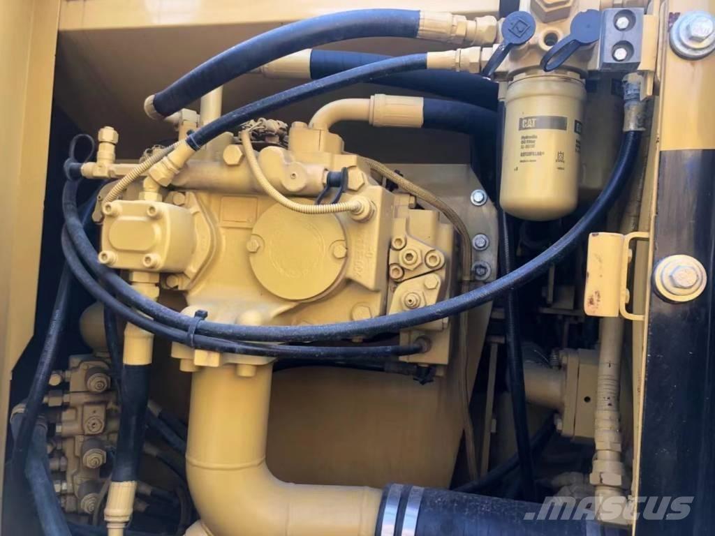 CAT 318C 大型油圧ショベル12t以上（パワーショベル・ユンボ）