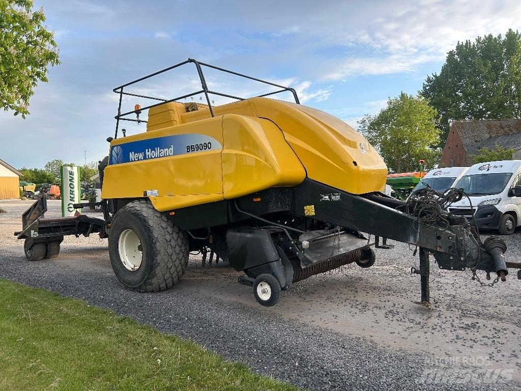 New Holland BB 9090 スクエアベーラー