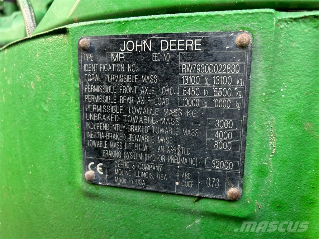 John Deere 7930 トラクター