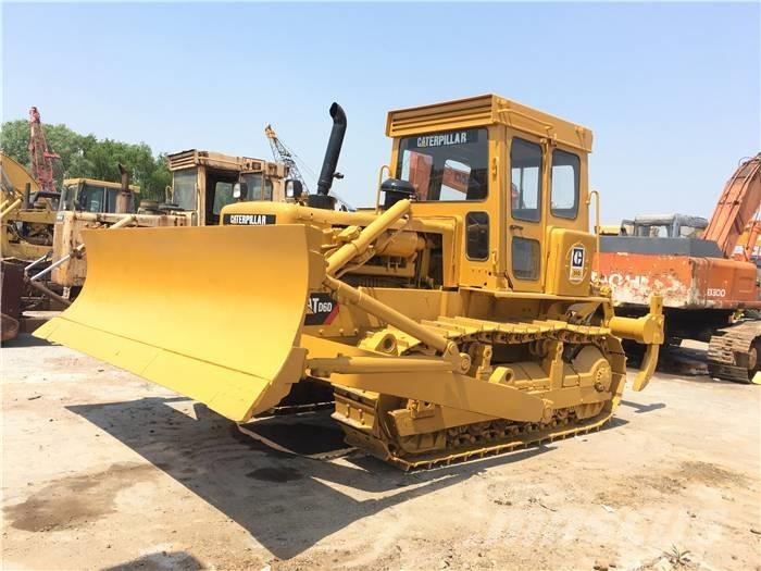 CAT D 6 D ブルドーザー
