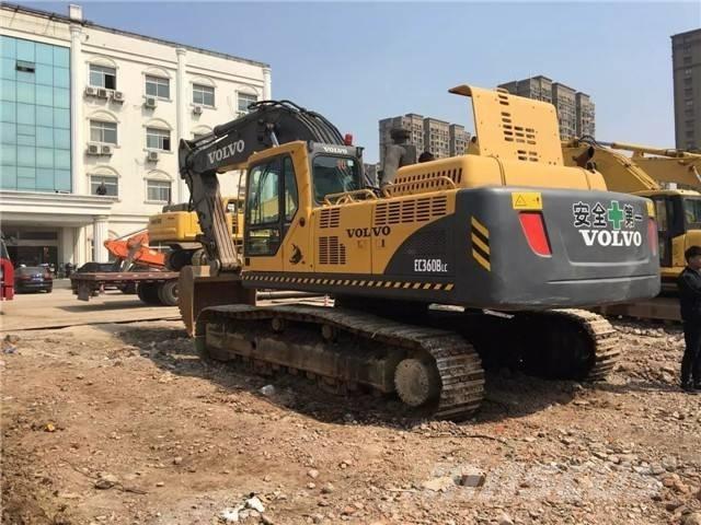 Volvo EC 360 B LC 大型油圧ショベル12t以上（パワーショベル・ユンボ）
